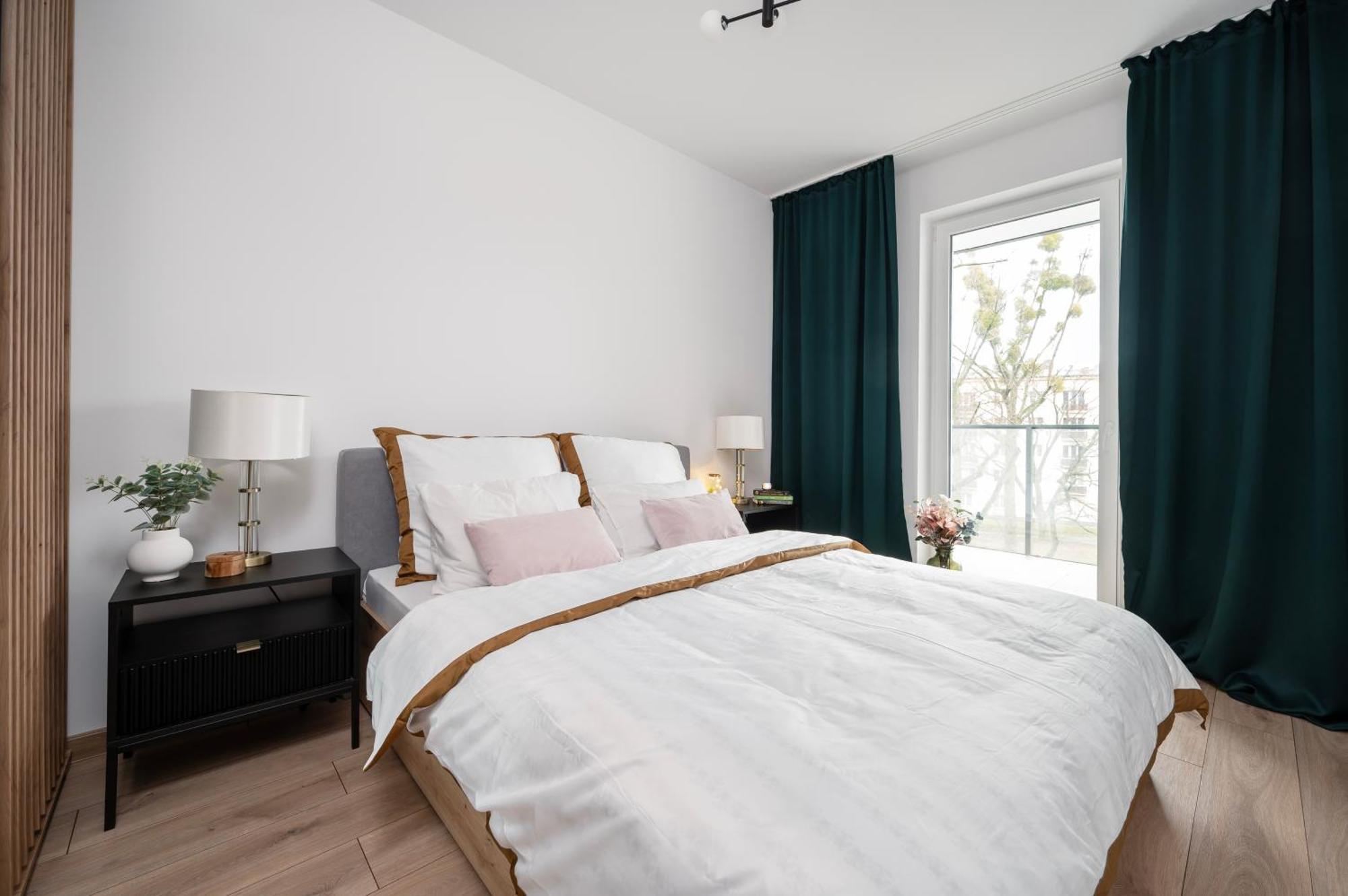 לודז' Manufaktura Residence - Apartamenty Prestiz Z Garazem Podziemnym I Dwoma Lazienkami מראה חיצוני תמונה