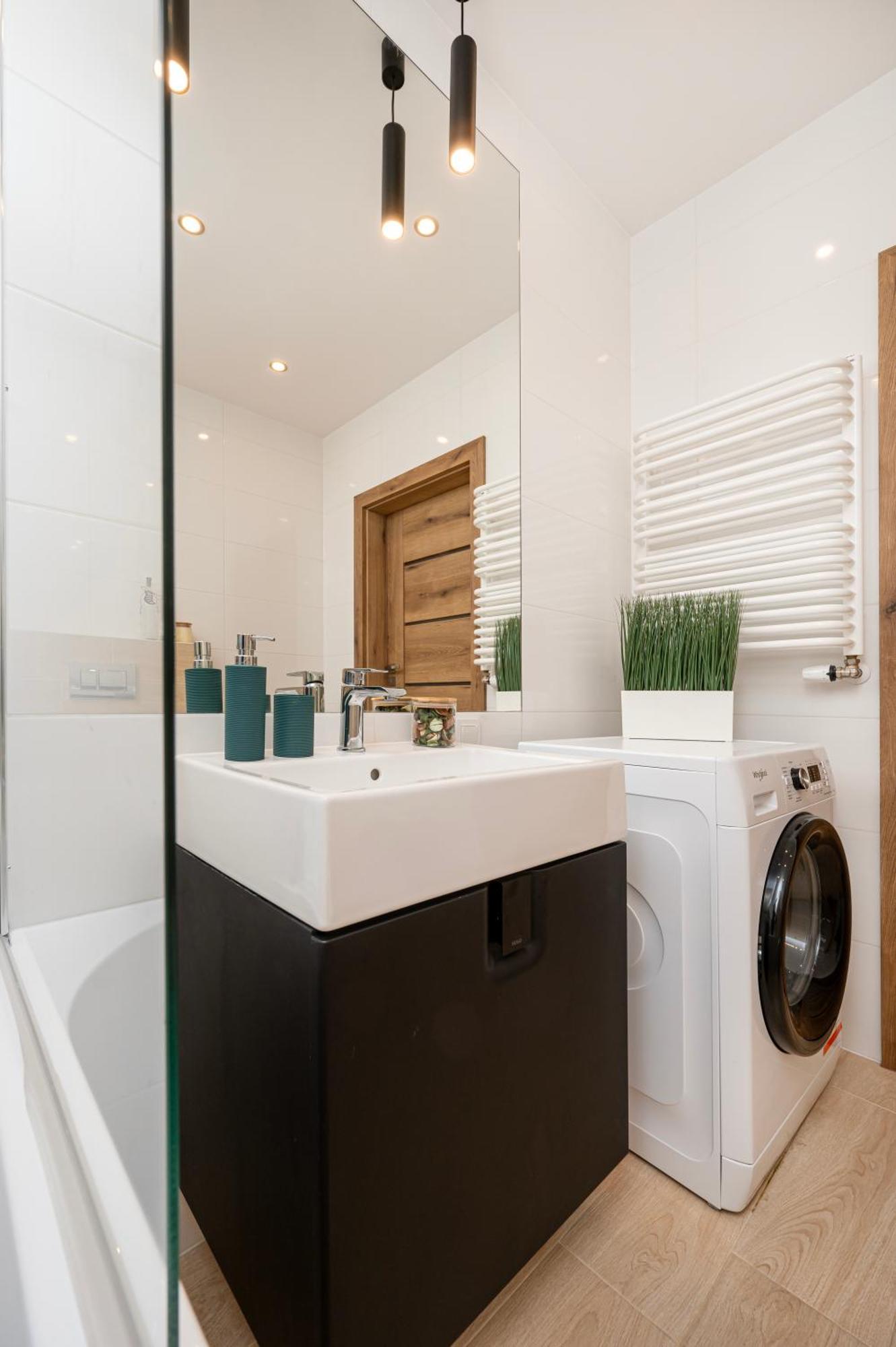 לודז' Manufaktura Residence - Apartamenty Prestiz Z Garazem Podziemnym I Dwoma Lazienkami מראה חיצוני תמונה